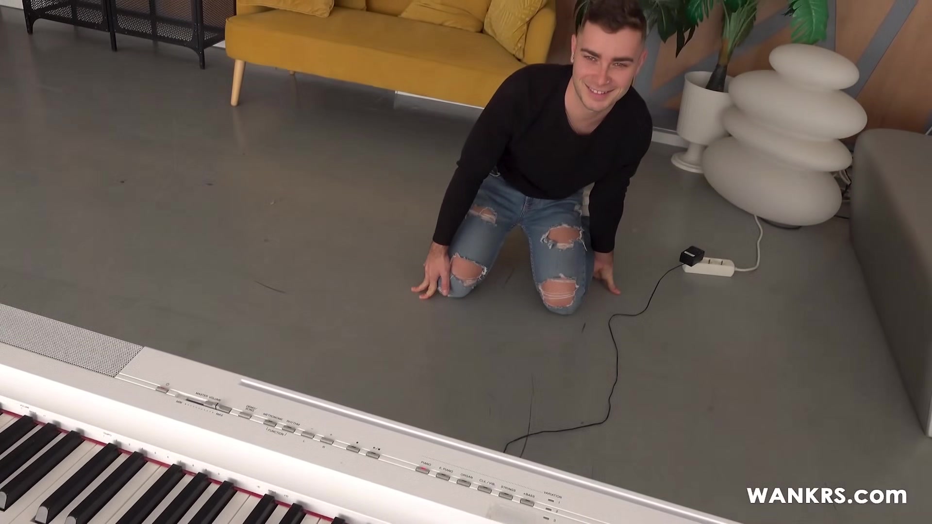 You can Play my Cock first, than the Piano! by Wankrs