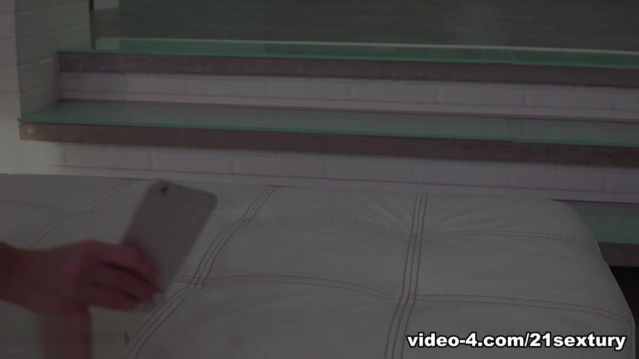 Zazie Skymm & Matt Bird in Dial-a-Date - 21Sextury