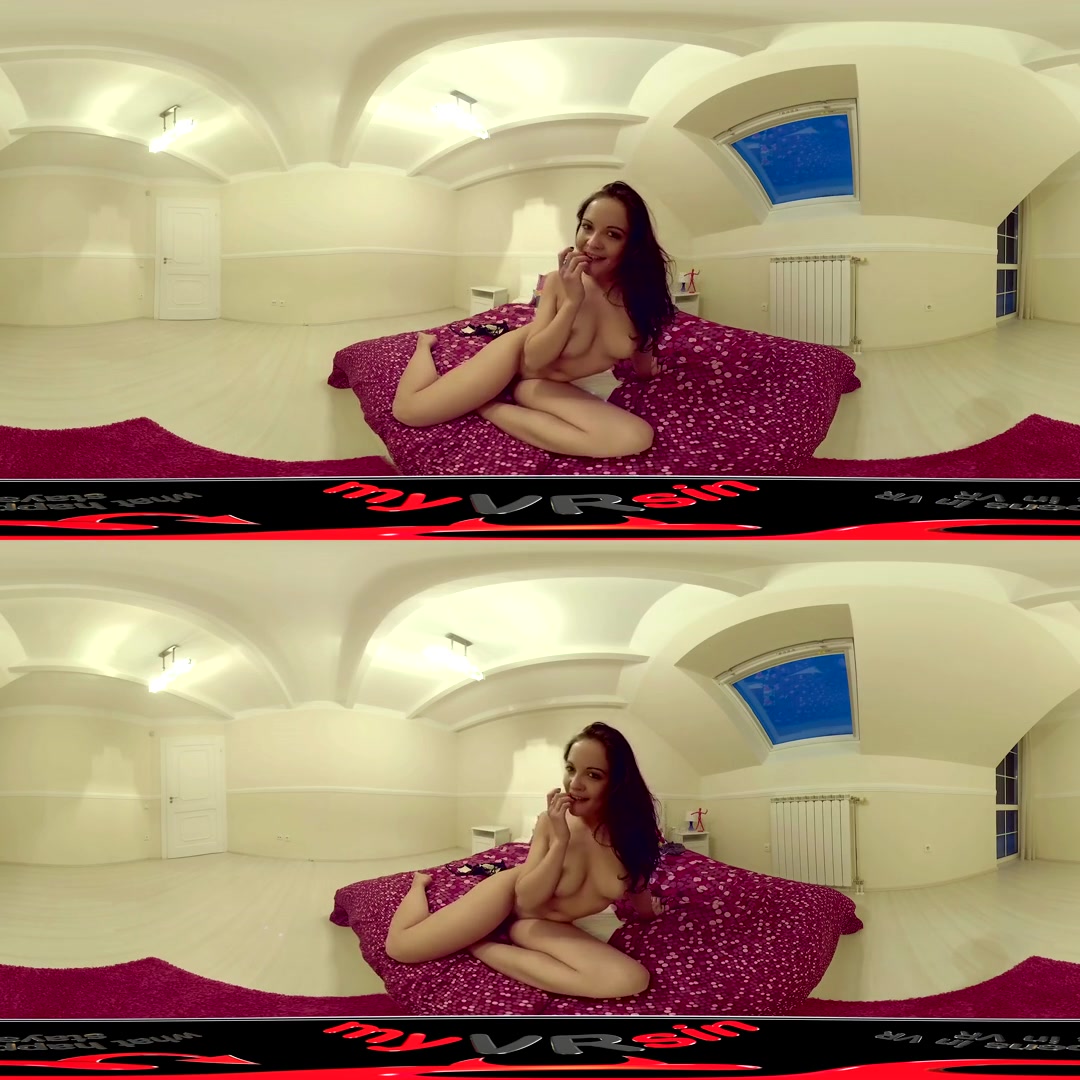 Dolly Diore in After a Hard Working Day - myVRsin