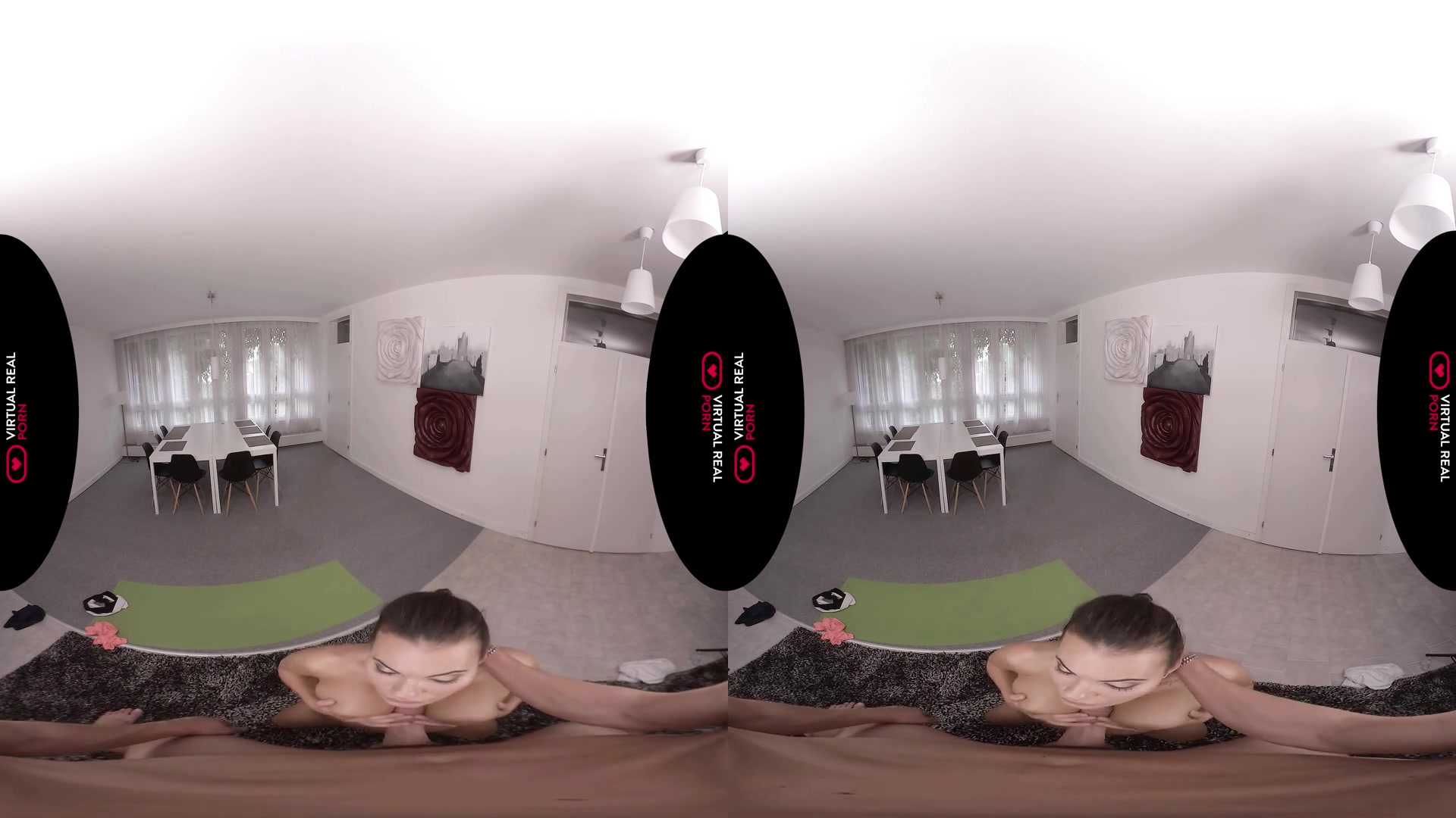Warming-up for yoga - VirtualRealPorn