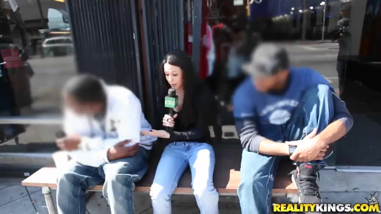 Sammie Spades looking for new fucking victims in the streets!