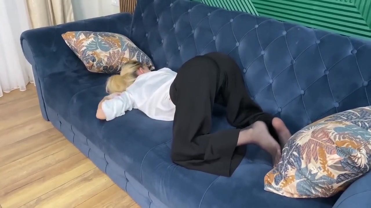 Sold My Apartment And My Pussy