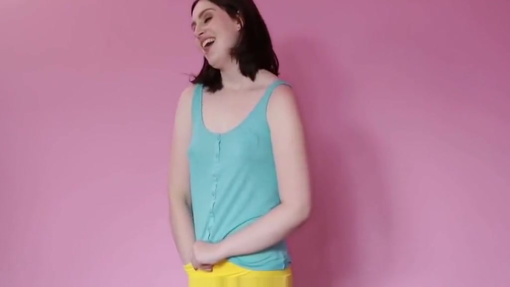 CUMMING HOME TO NEW STEP SISTER