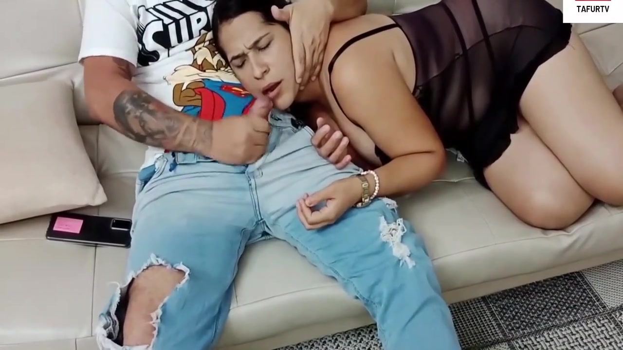 Sexo Oral - Mejores Momentos De Mamada Que Me Dio Mi Hermanastra En El Sofa De La Casa Mientras Estabamos Solos La Puta Cachonda Esa 5 Min