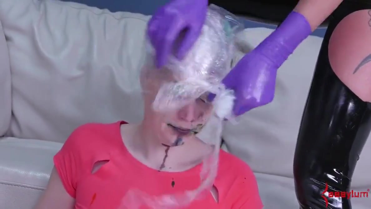 Bdsm Sub Dominated With Delirious Hunter