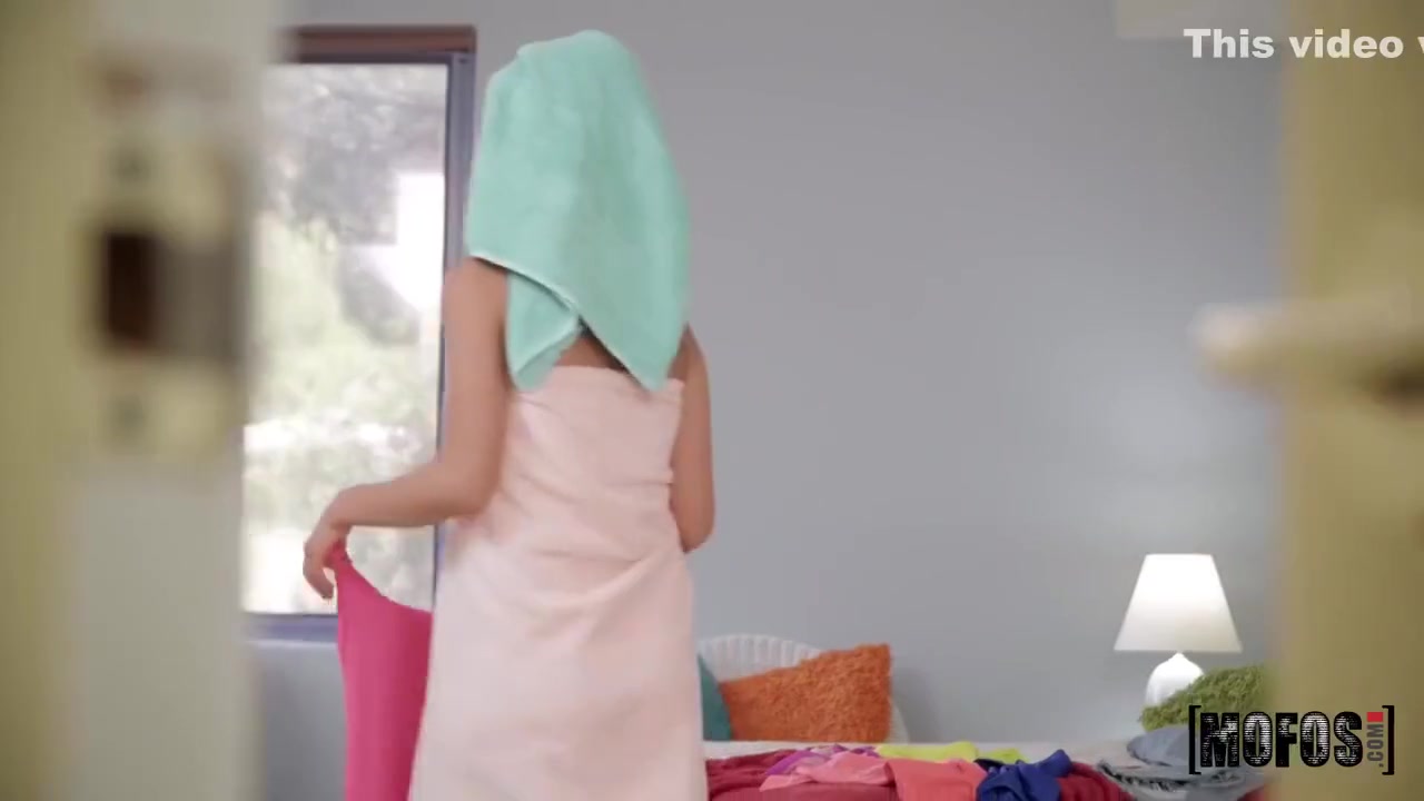 Finds Peeper Under Table - Sucks His Cock With Adira Allure