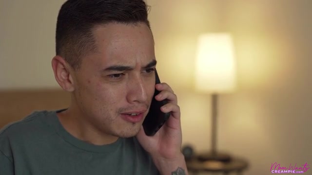 Let Me Make Sure That Cookie Gets Some Icing Stepmom - S1:E5 - Momlover