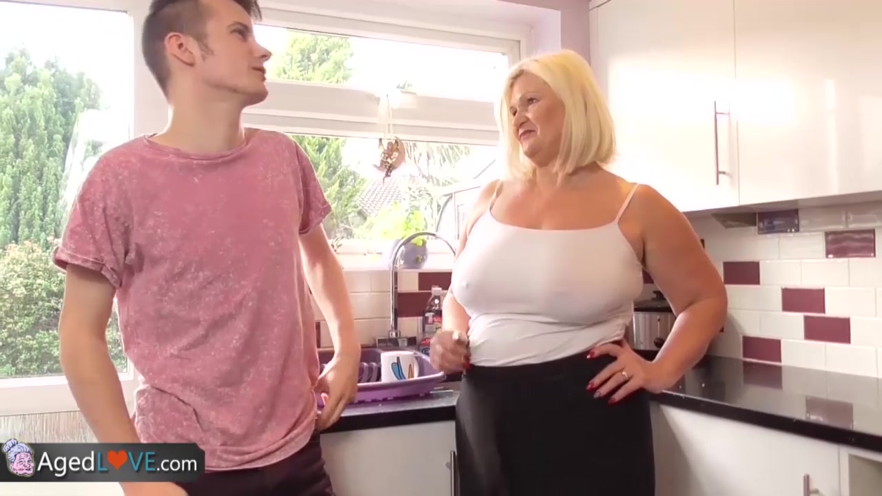 AgedLovE BBW Granny Chubbies Enjoying Hardcore