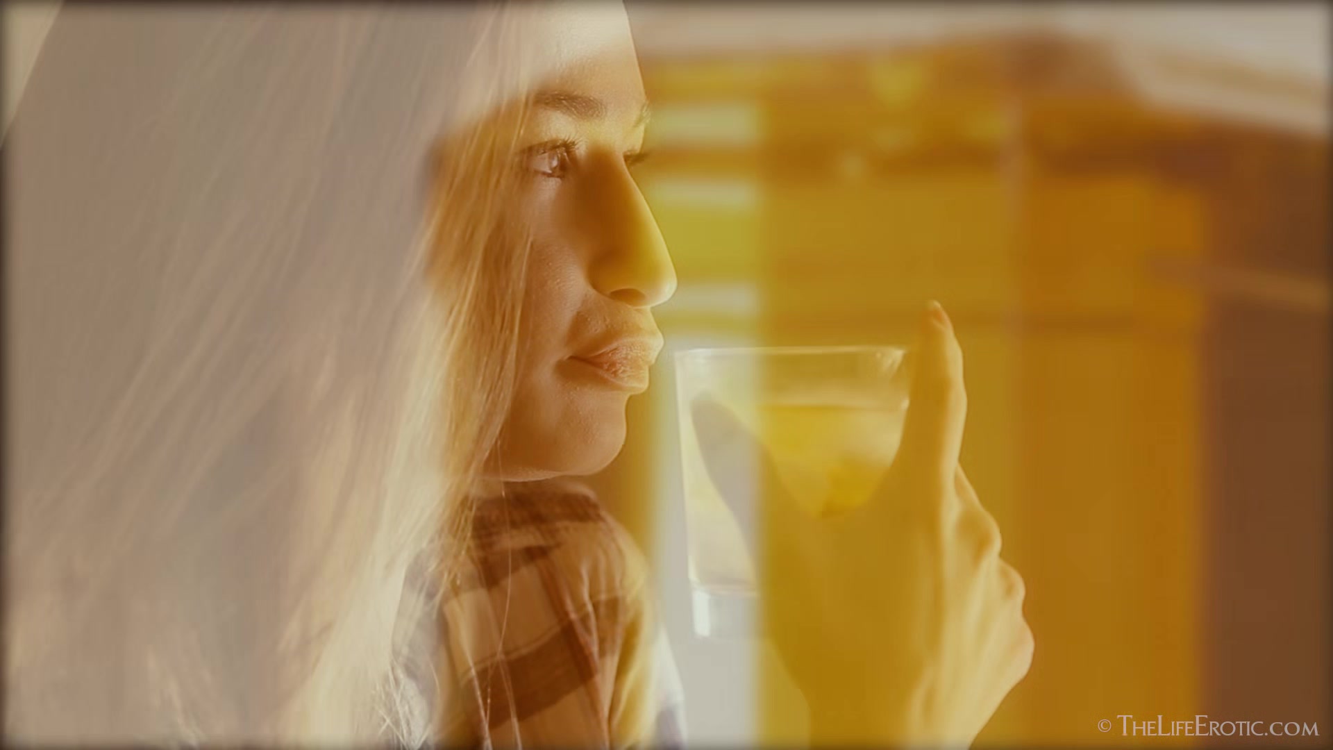 Liquid Gold 2 - Susie - TheLifeErotic