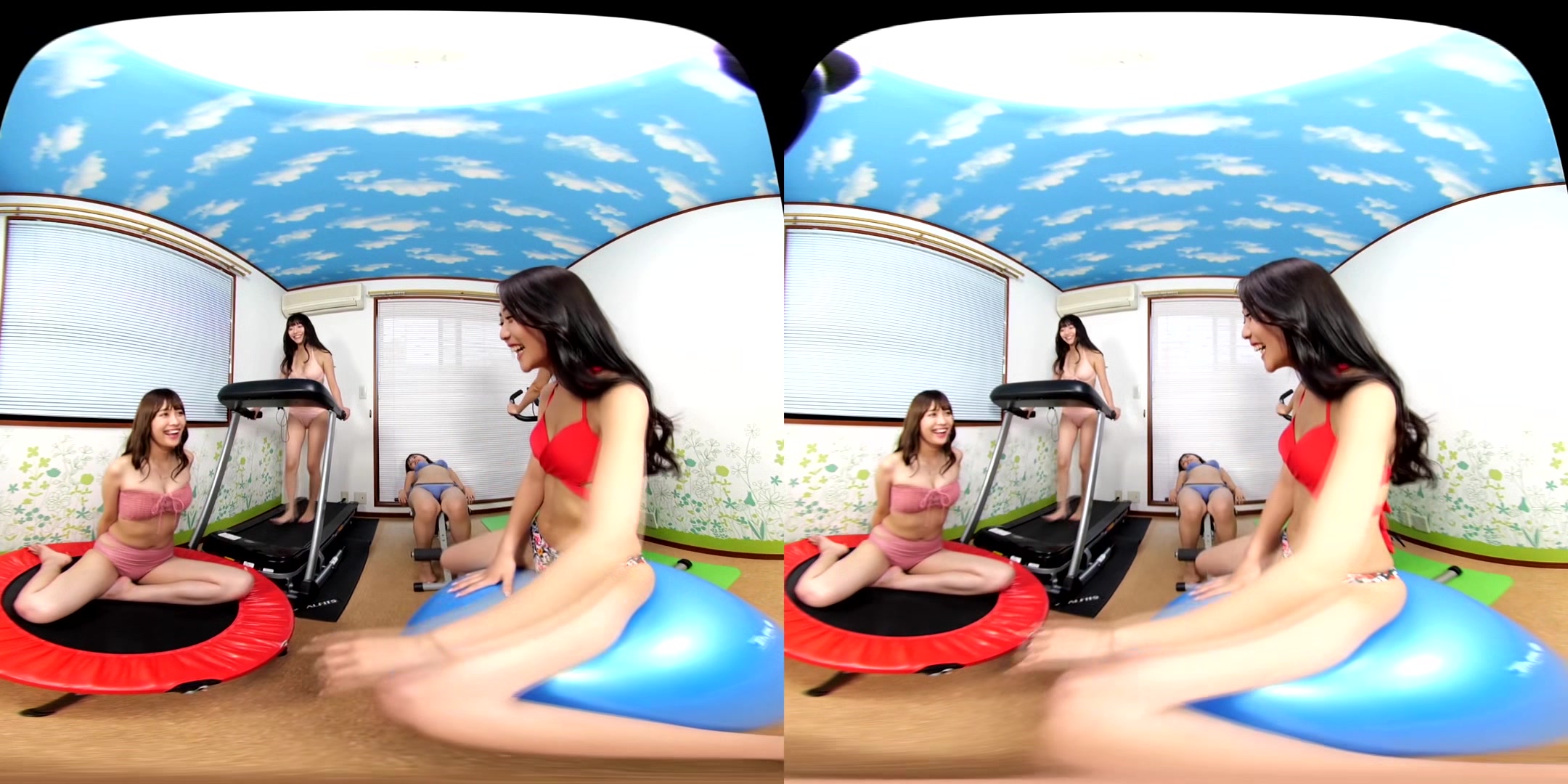Virtual Dive: Group Life - Asian Bikini Models Workout