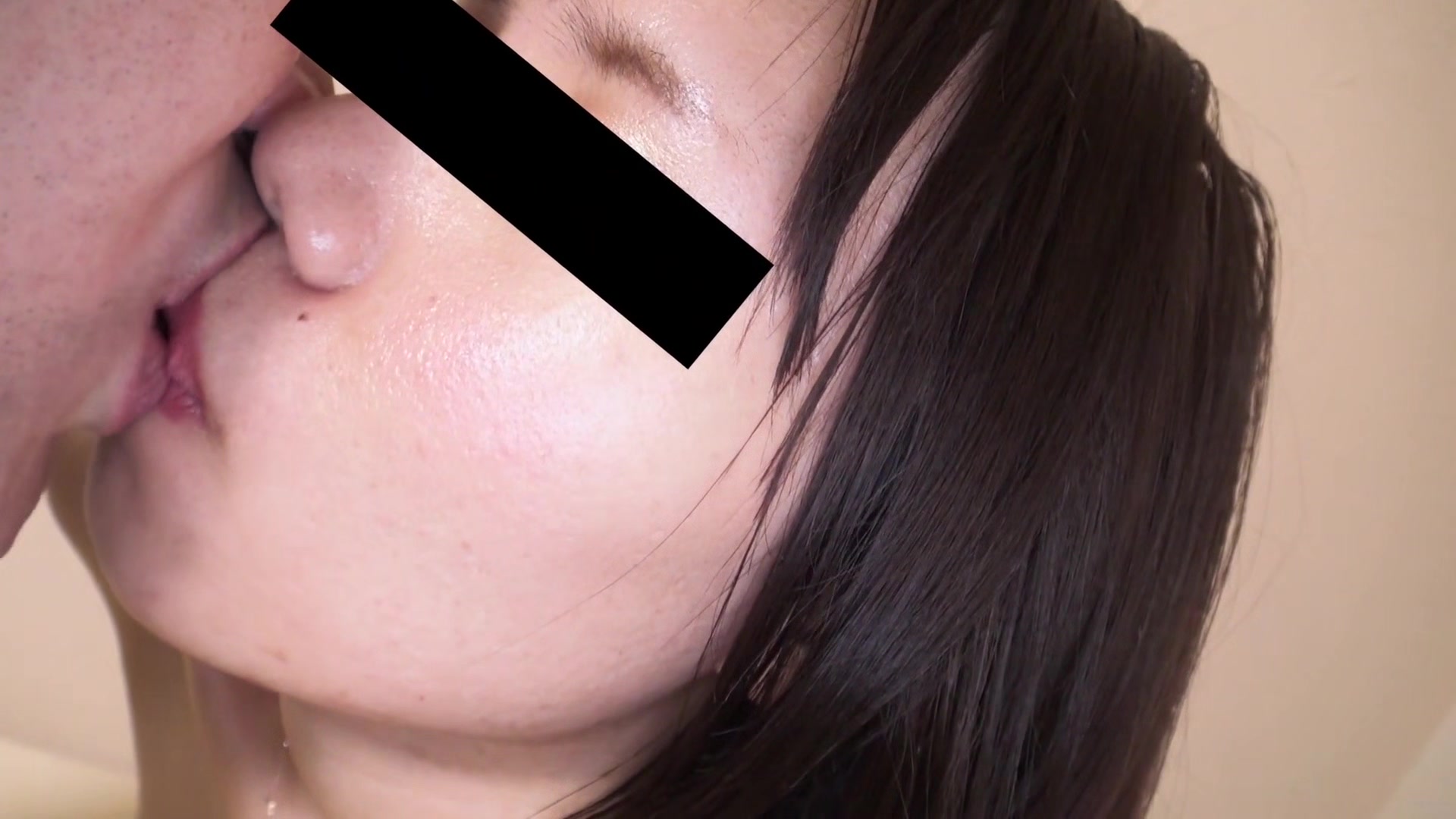 Yukiko Muramatsu In The Name Of A Survey And Ended Up Cum Inside - 10musume