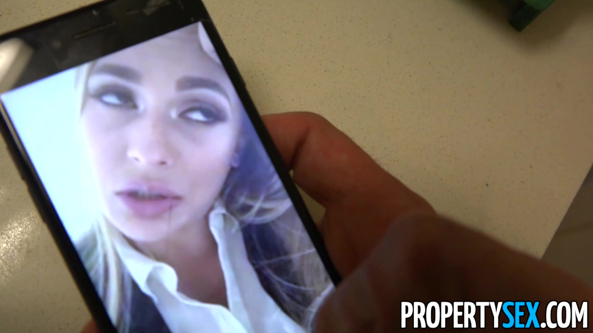 PropertySex Nice Guy Helps Sloan Harper Feel Better