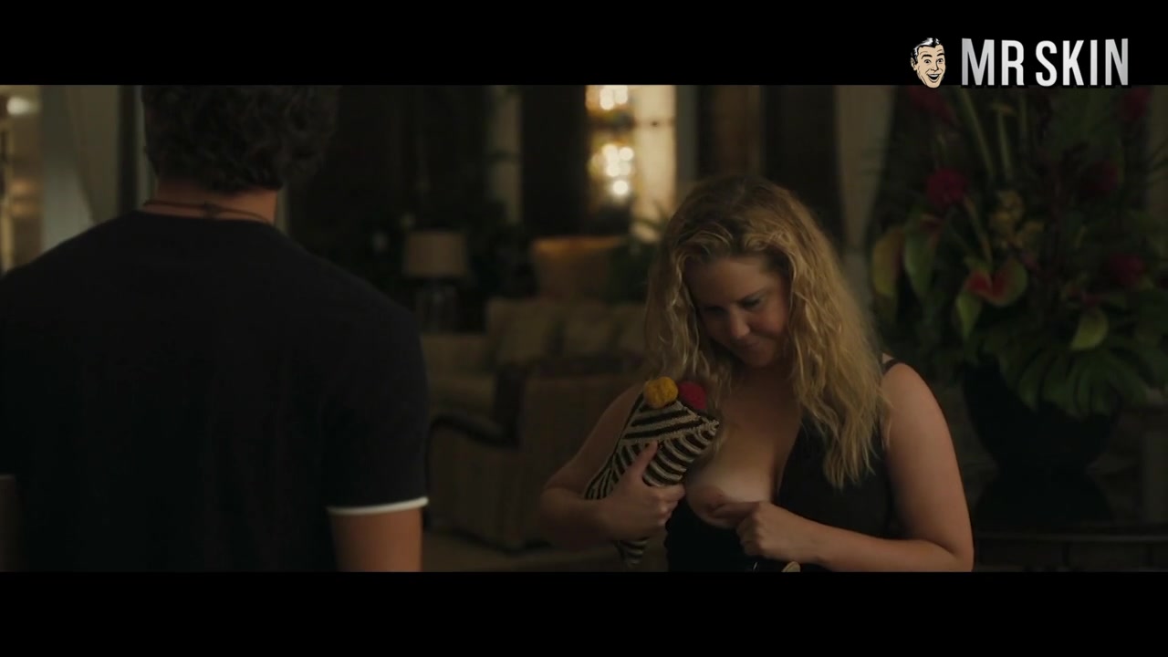 Before Ingrid Goes West See Elizabeth Olsen Go Breast - Mr.Skin