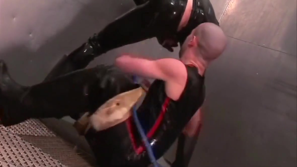 Rubber Men In Fetish 4some