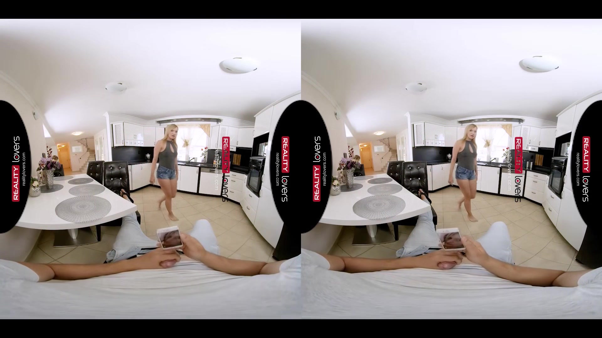 Slutty Stepsister - RealityLovers