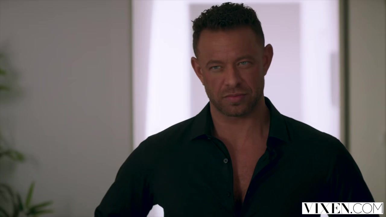 VIXEN Naughty College student 18+ Secretly Seduces Her Step sister's Boyfriend