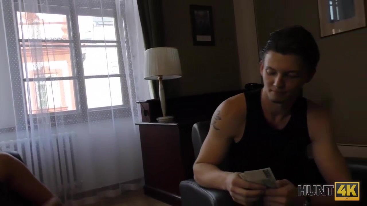 HUNT4K. Cuckold and Erica Black are interested in hunters offer