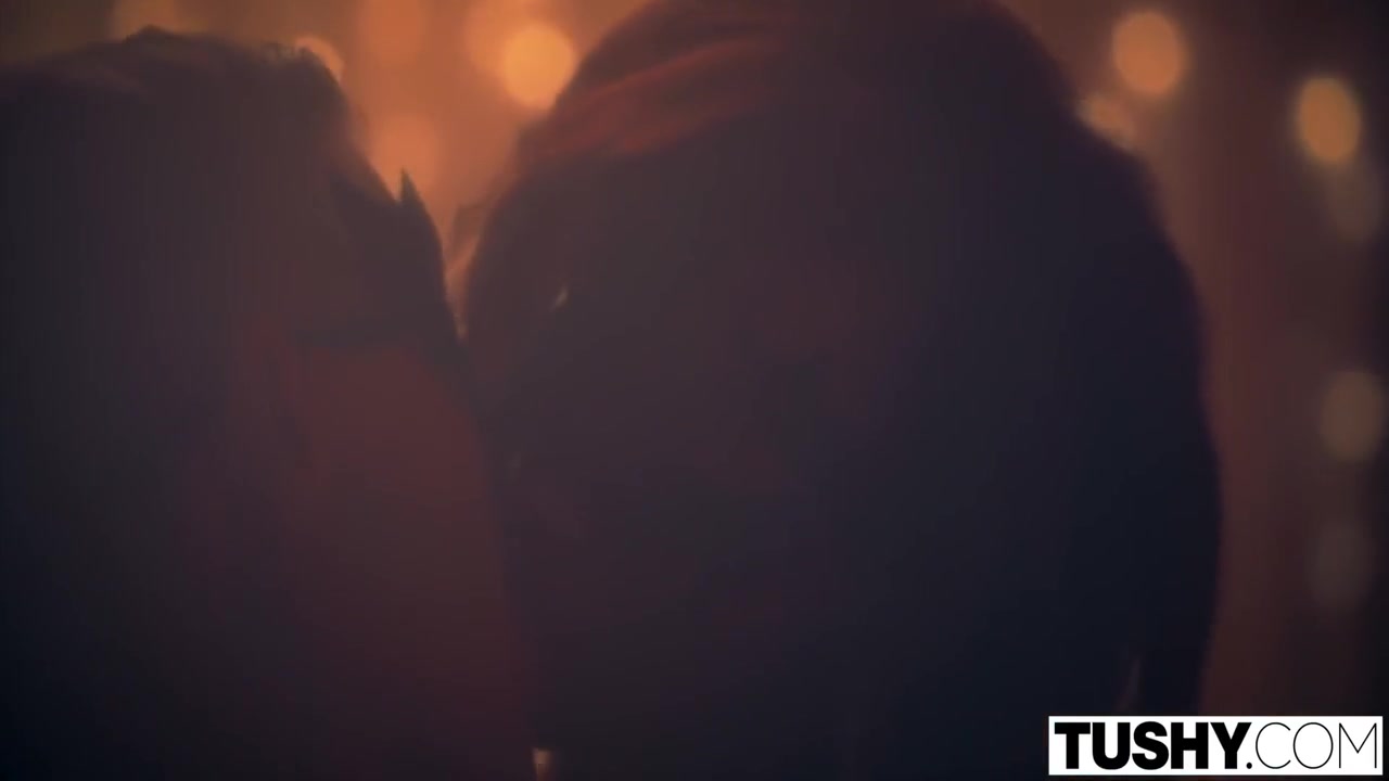 Angel Burk - Sexy Lacey Fulfills Her Anal Fantasy At Masquerade 13 Min