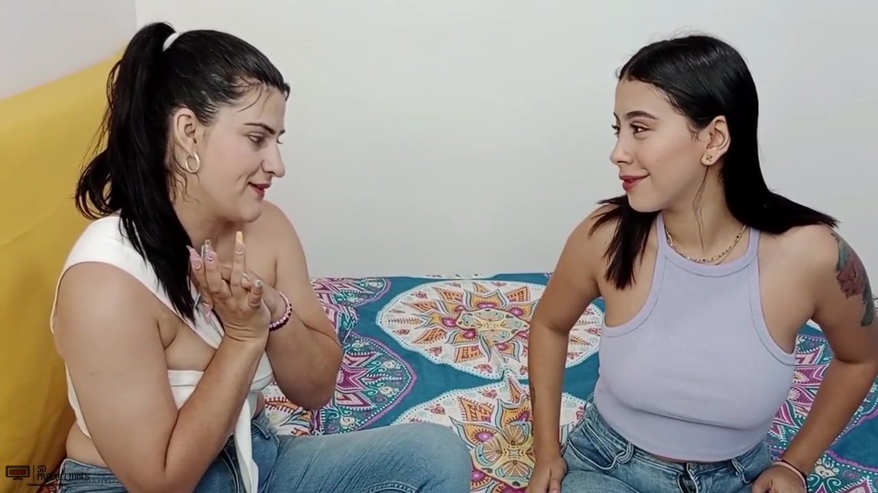 Hot Lesbians Eagerly Lick Each Others Pussies - Porn In Spanish