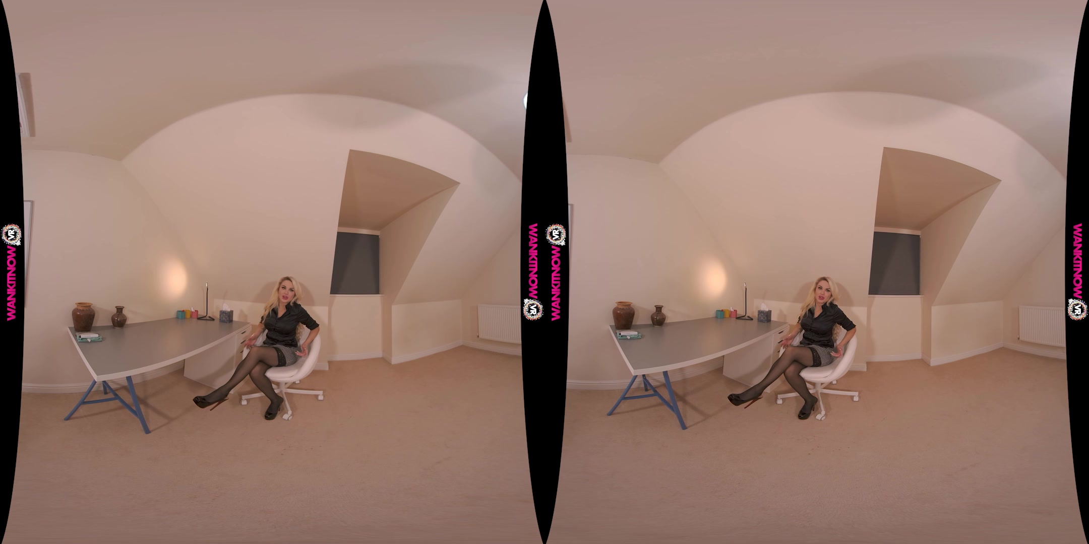 Wank Distraction featuring Ashley Jay - WankitNowVR