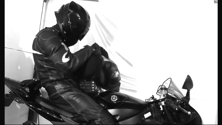 Biker blowjob cum load