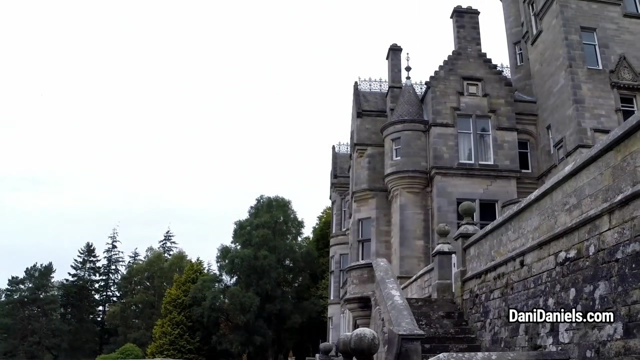 Dani Daniels - Scotland Castle Stranger Blowjob