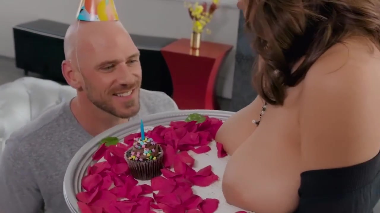 Birthday Pussy Fuck With - Johnny Castle, Johnny Sins And Ella Knox