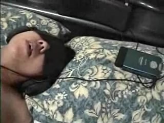 Strange guy plugged her pusshole with white dildo