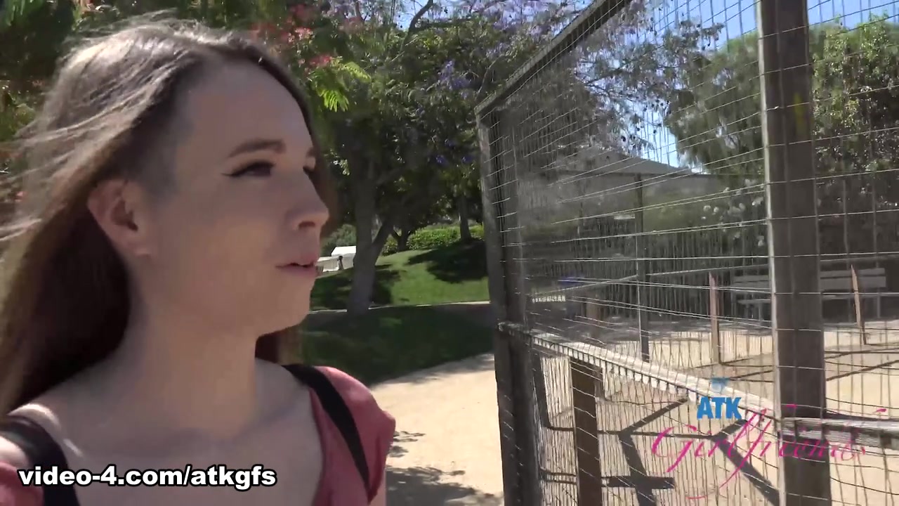 Brooke Johnson : Virtual Date Movie - ATKGirlfriends