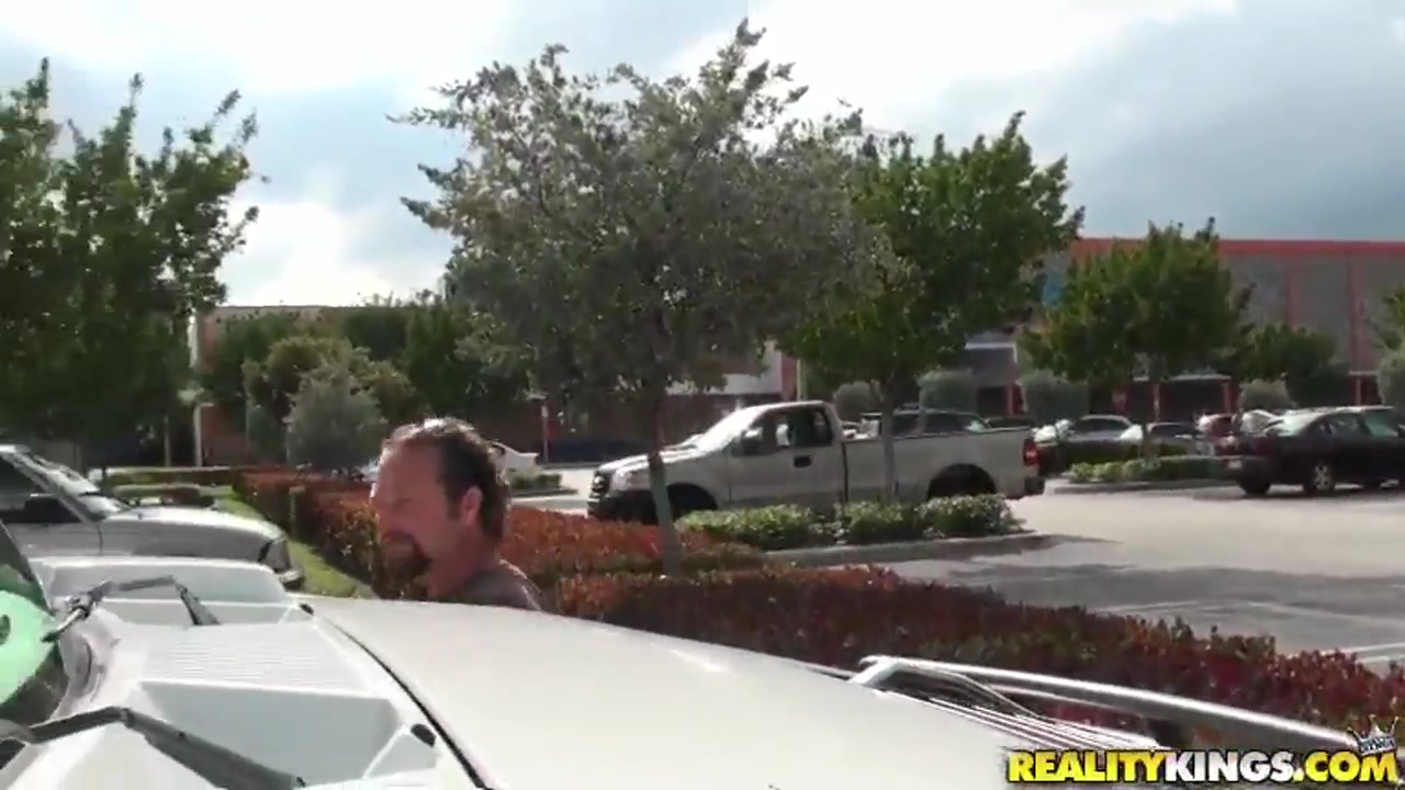 Hot blonde Kirsten Price picks up bearded fucker!
