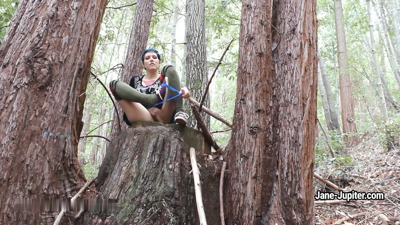 Jane Jupiter - Masturbating In A National Park