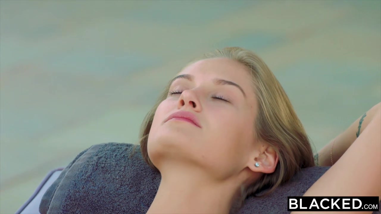 BLACKED Strong black man fucks blonde tourist on the beach
