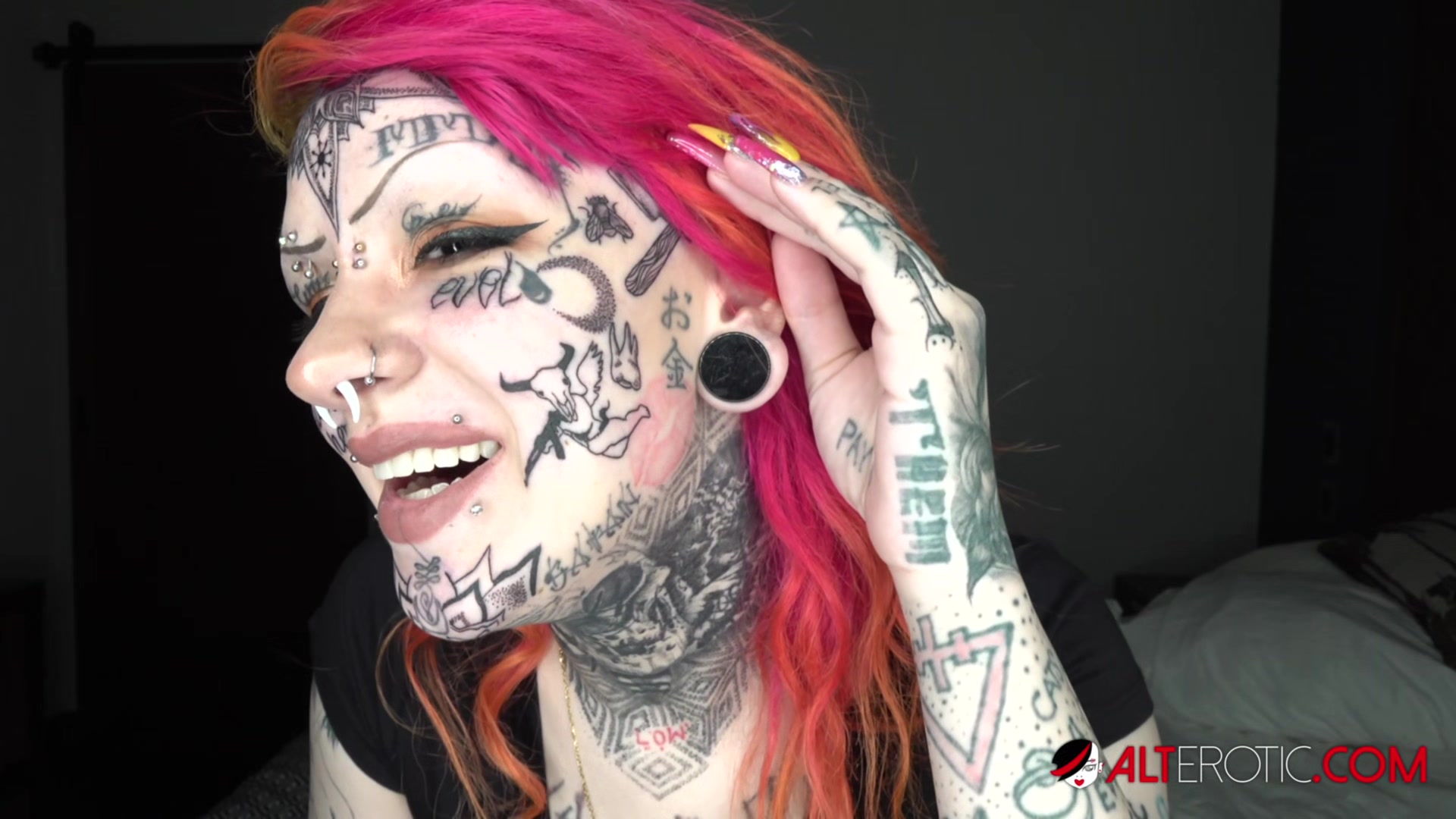 Harlot Nun Cattie Candescent Overcome by the Power of Christ - AltErotic