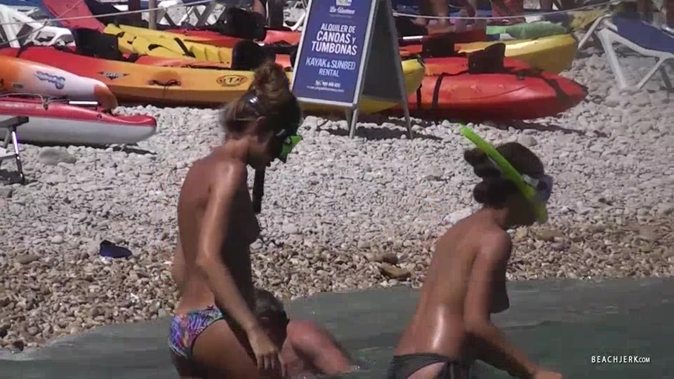 Sexy Snorkelers - BeachJerk