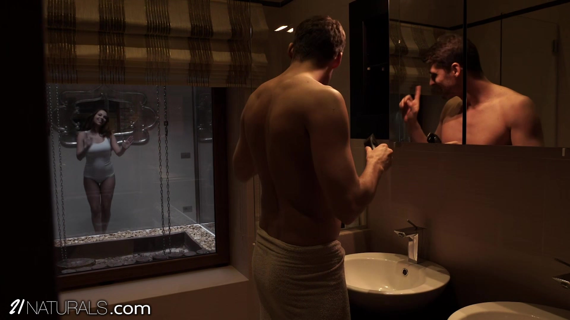 21 NATURALS - Antonia Sainz's Irresistible Tits Inspire A Bathroom Banging