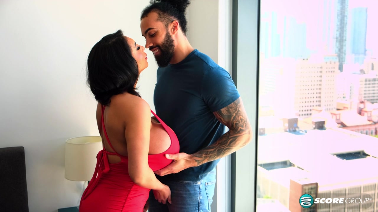 Mariza Rabbit: Big Tit Heat