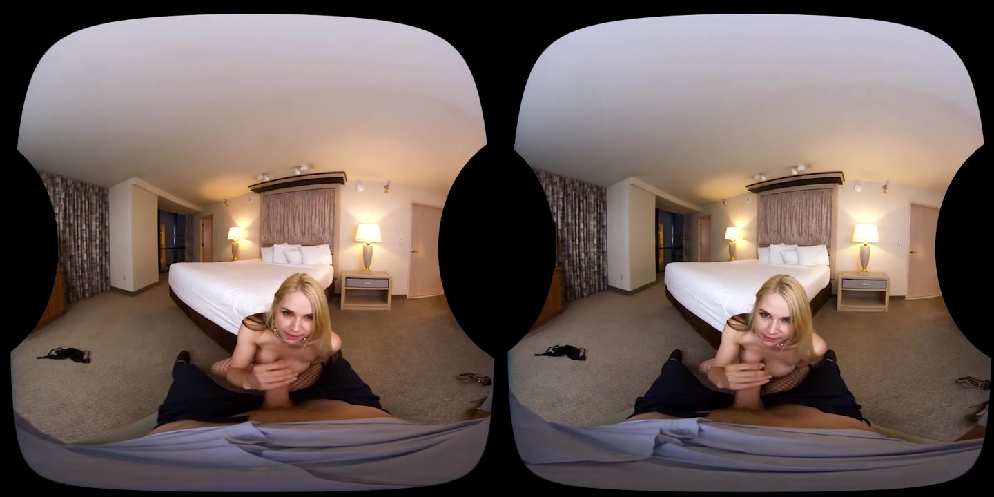 Sarah Vandella Dylan Snow in NaughtyAmericaVR