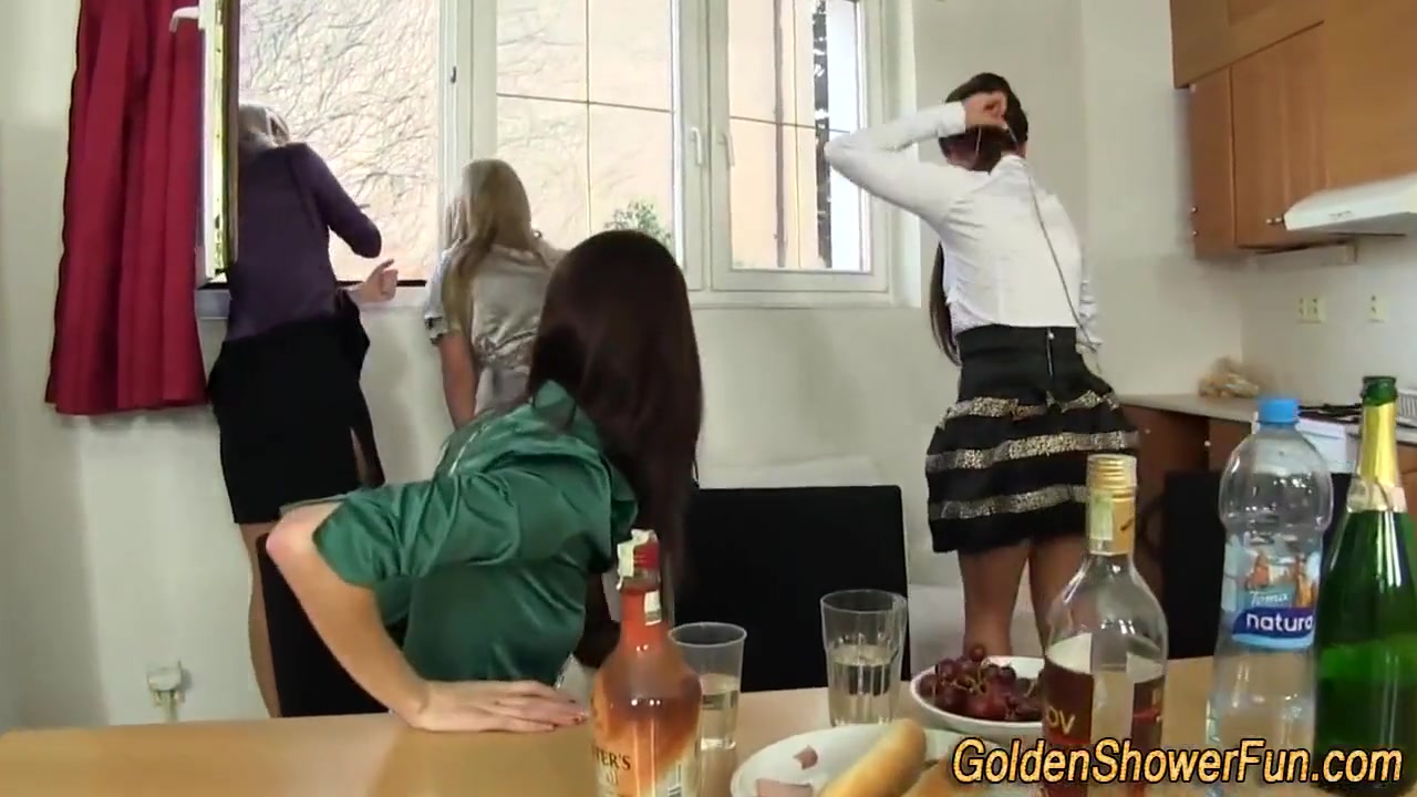 Pissing Skanks Fucking