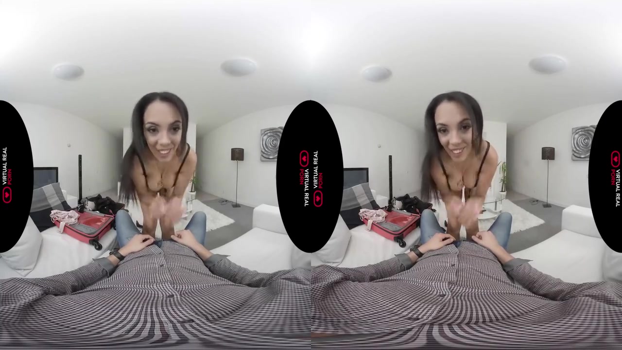 A Girl From Barcelona With Virtual Reality