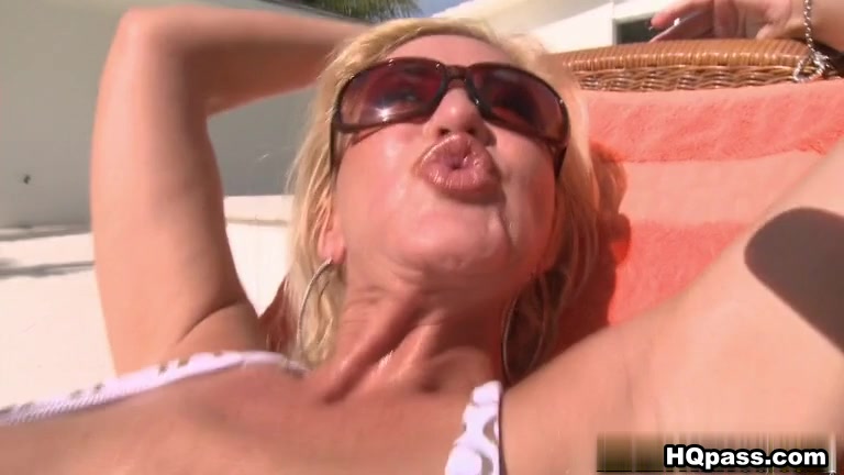 MilfHunter - Jump and hump
