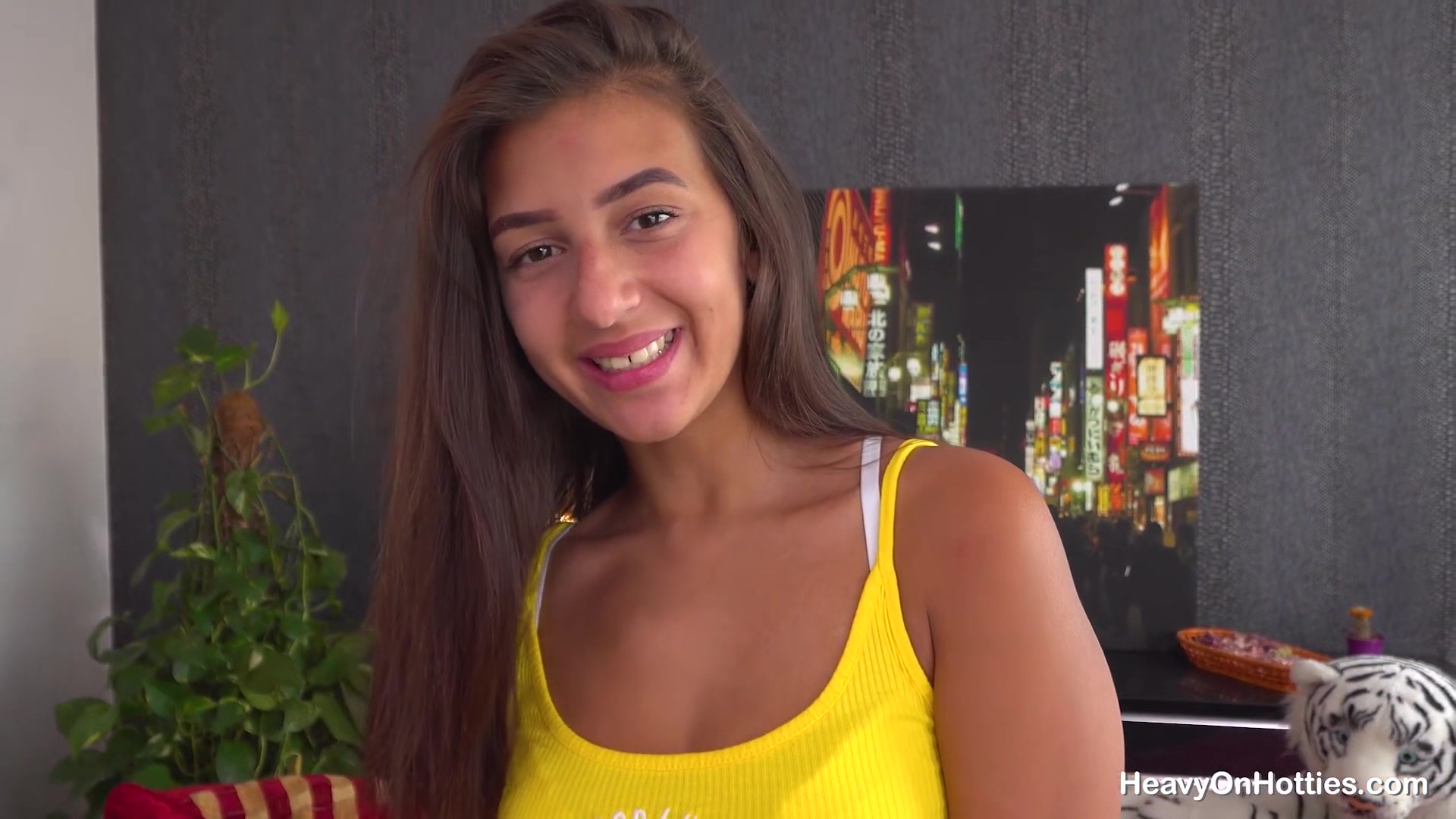 New teen 18+ Star With Anna Spencer - HeavyOnHotties
