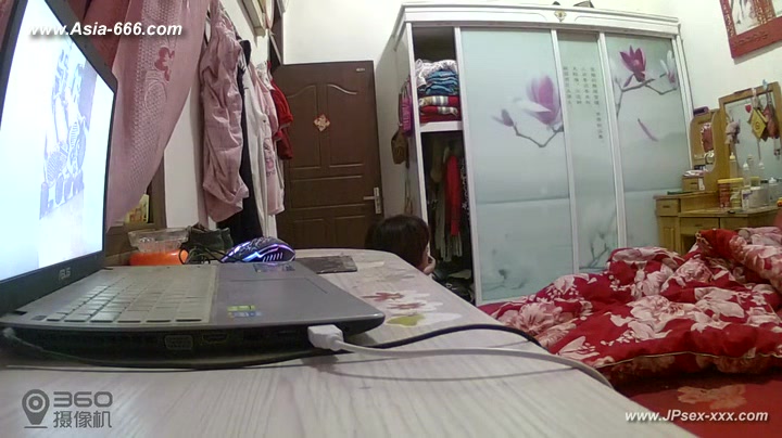 Hackers use the camera to remote monitoring of a lover's home life.316