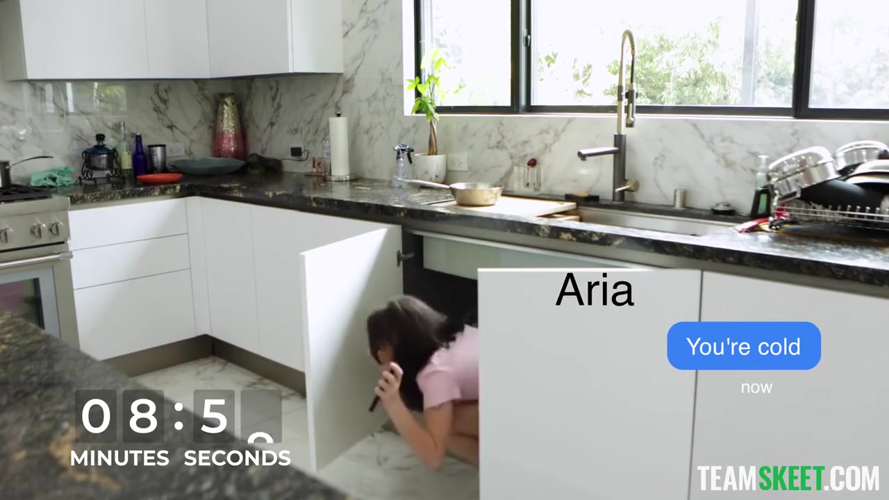 Aria Valencia - Hide And Fuck