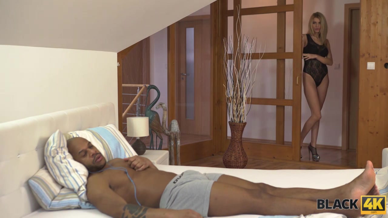 BLACK4K. Huge dick of black friend is better than husband’s phallus
