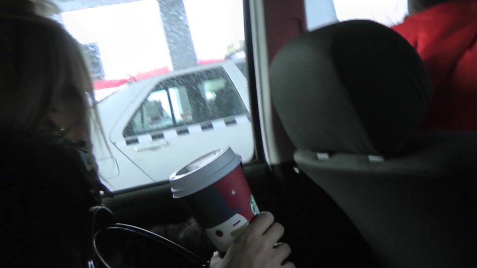 Candy Alexa shows her boobs in public before sex