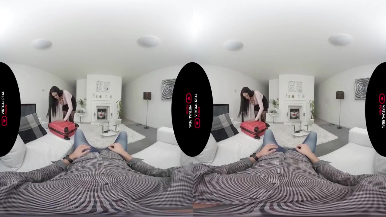 A Girl From Barcelona With Virtual Reality