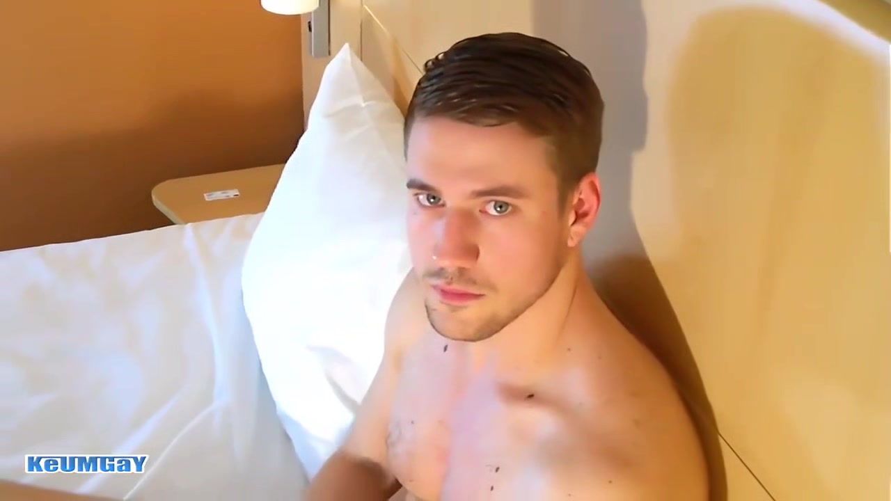 Hot Young Soccer Player Came For A Massage Made A Porn Despite Of Him