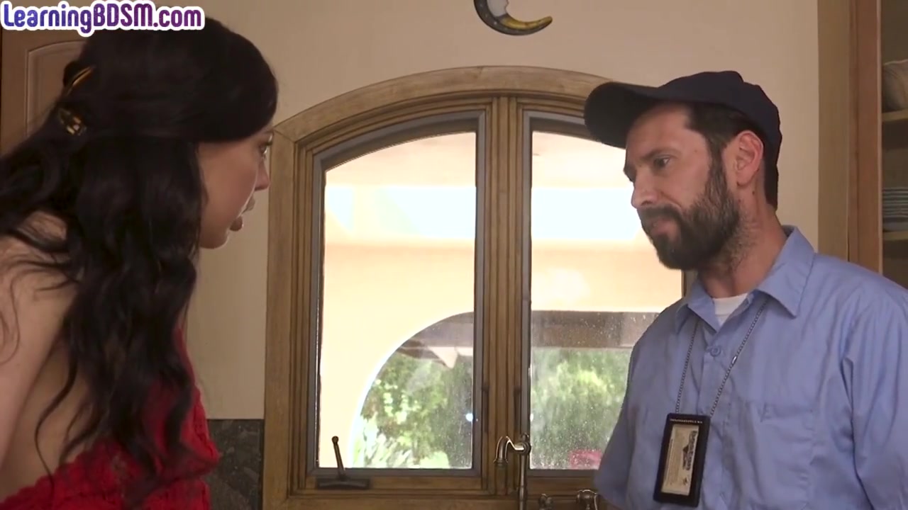 Sub Smallboobs Babe Bonded And Assfucked By Repairman
