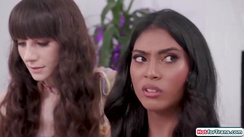 Anals Trans Stepdaughter And Bff - Livi Doll, Stepdad And Chanel C