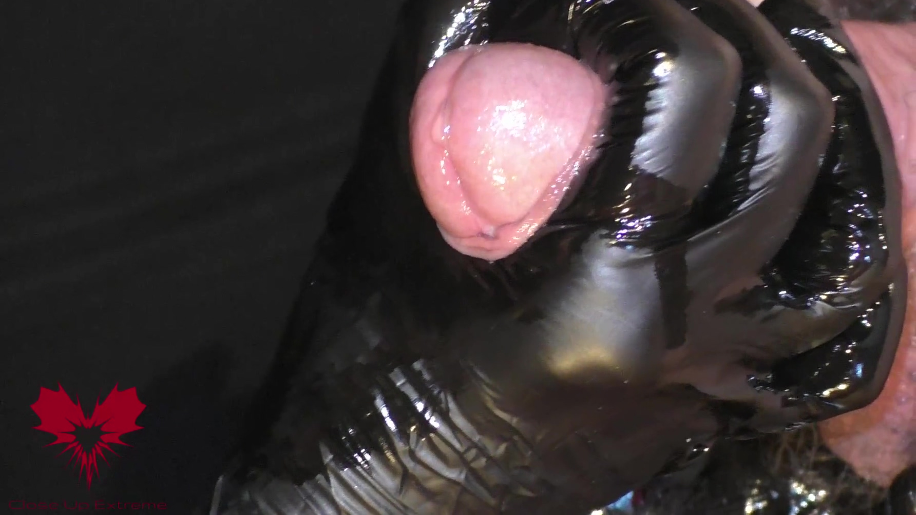 Oily Handjob With Latex Gloves. Peehole Play And Detailed Cumshot
